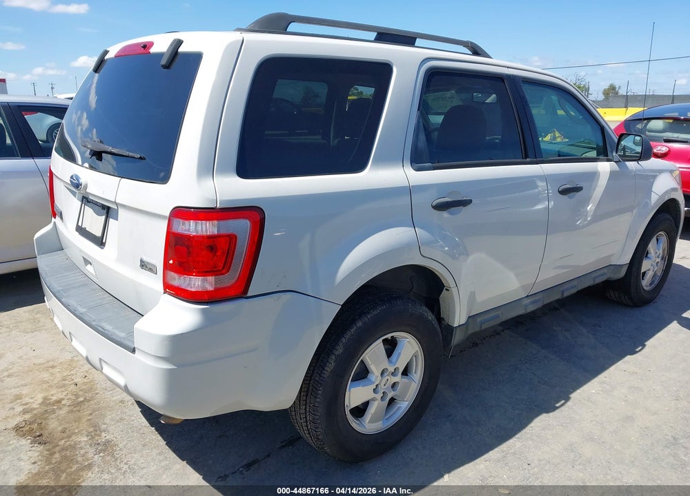 2010 FORD ESCAPE XLT VIN: 1FMCU0DG4AKC84551