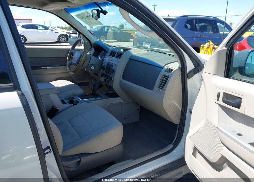 2010 FORD ESCAPE XLT VIN: 1FMCU0DG4AKC84551