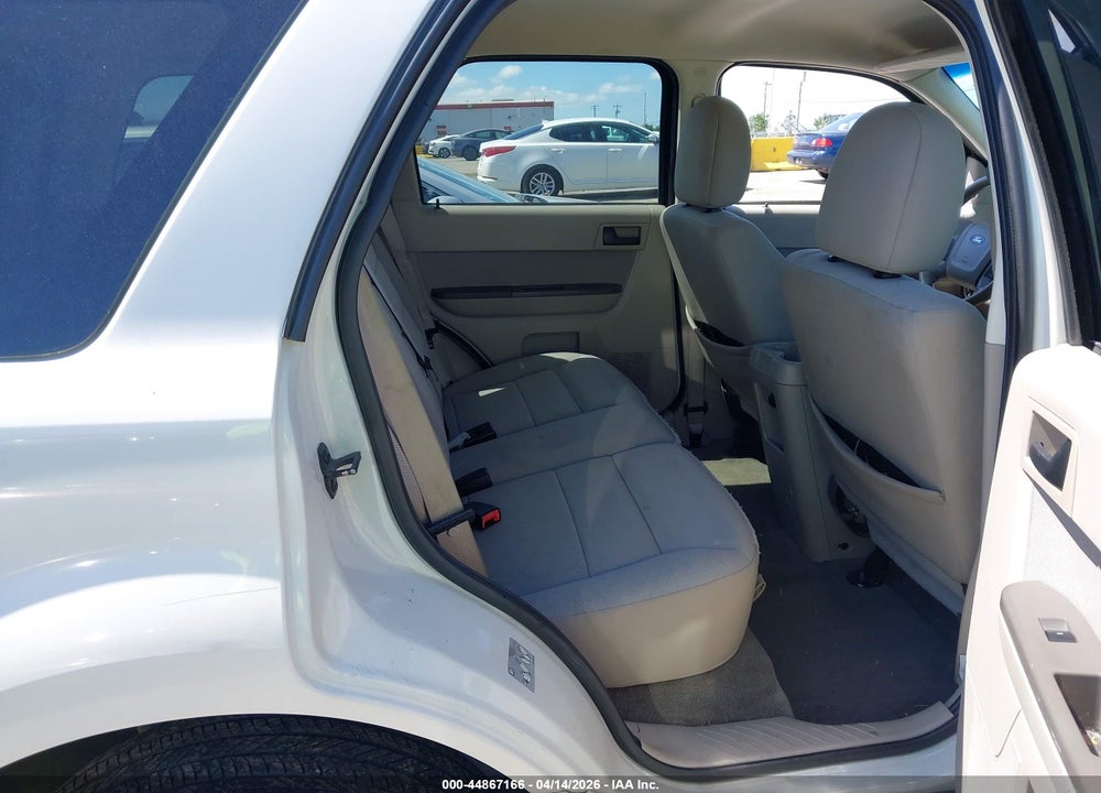 2010 FORD ESCAPE XLT VIN: 1FMCU0DG4AKC84551