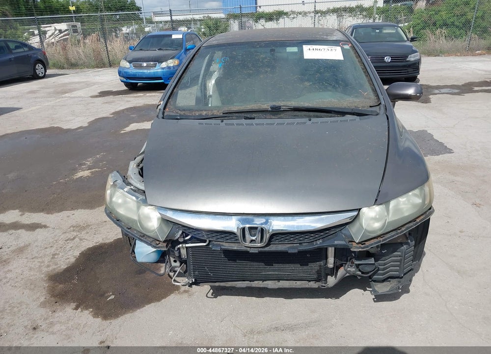 2011 HONDA CIVIC LX VIN: 19XFA1F56BE016858