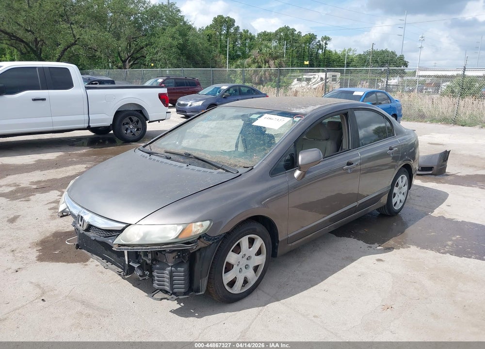 2011 HONDA CIVIC LX VIN: 19XFA1F56BE016858