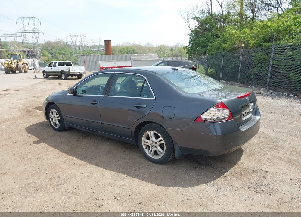 2007 HONDA ACCORD 2.4 EX VIN: 1HGCM56877A043610