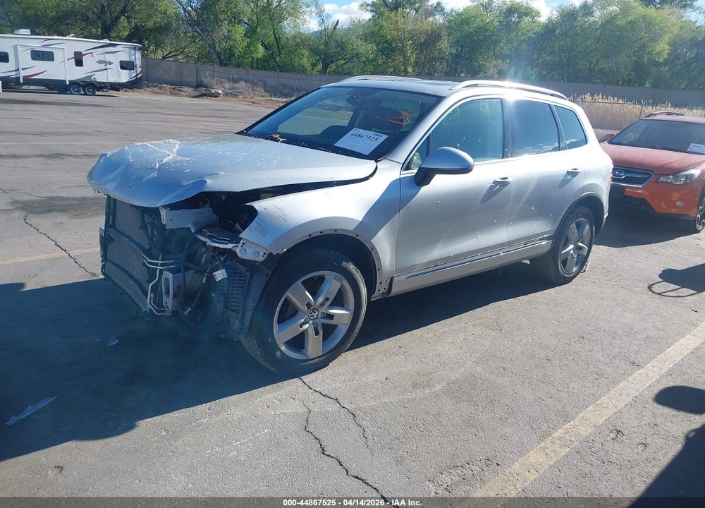 2013 VOLKSWAGEN TOUAREG TDI LUX VIN: WVGEP9BP2DD006473