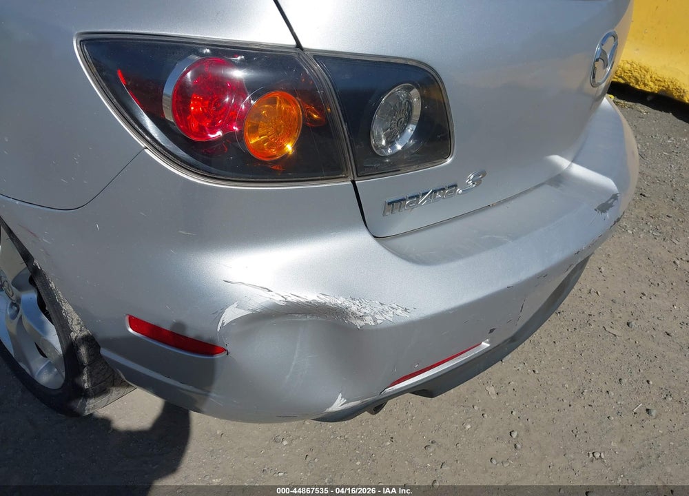 2004 MAZDA 3 S VIN: JM1BK343141197379
