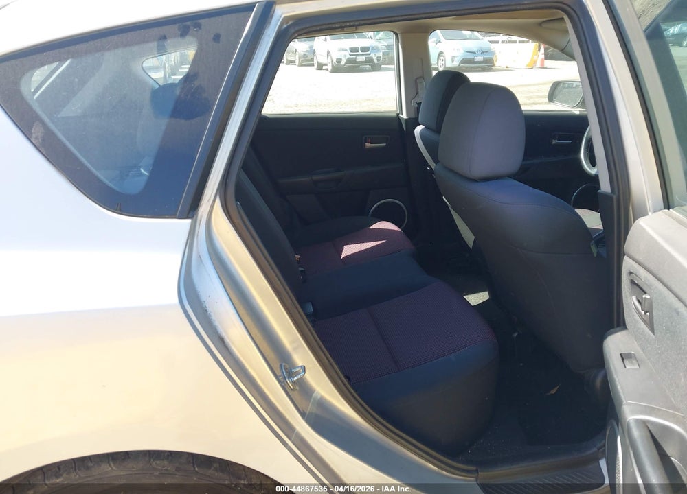 2004 MAZDA 3 S VIN: JM1BK343141197379