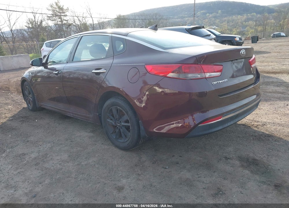 2016 KIA OPTIMA LX VIN: 5XXGT4L34GG088689