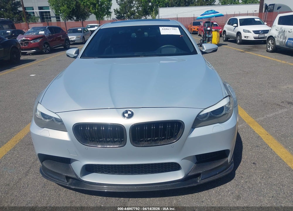 2013 BMW M5 VIN: WBSFV9C59DD096192