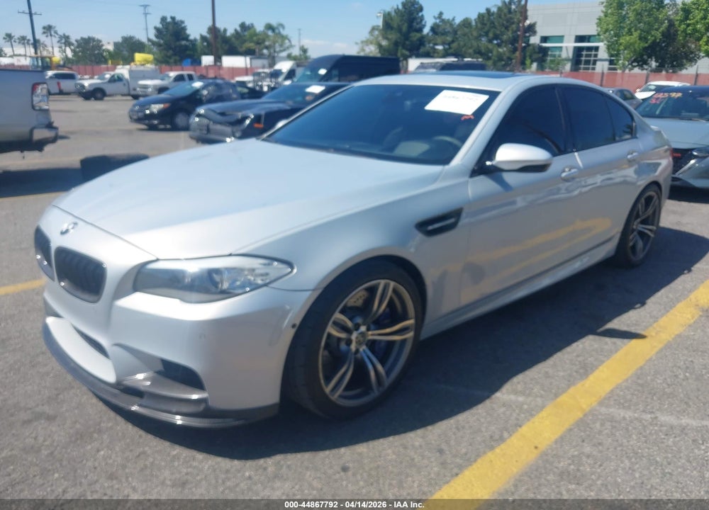 2013 BMW M5 VIN: WBSFV9C59DD096192