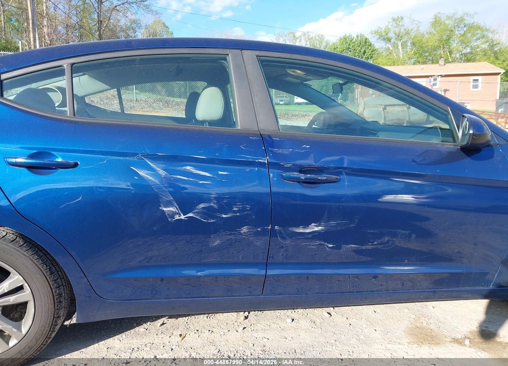2017 HYUNDAI ELANTRA SE VIN: 5NPD84LF0HH067343