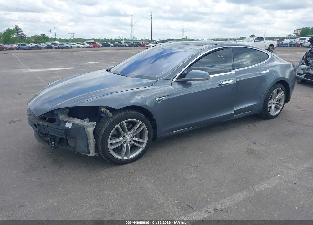 2014 TESLA MODEL S P85 VIN: 5YJSA1H10EFP43727