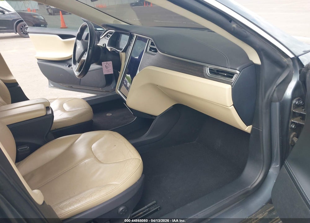 2014 TESLA MODEL S P85 VIN: 5YJSA1H10EFP43727