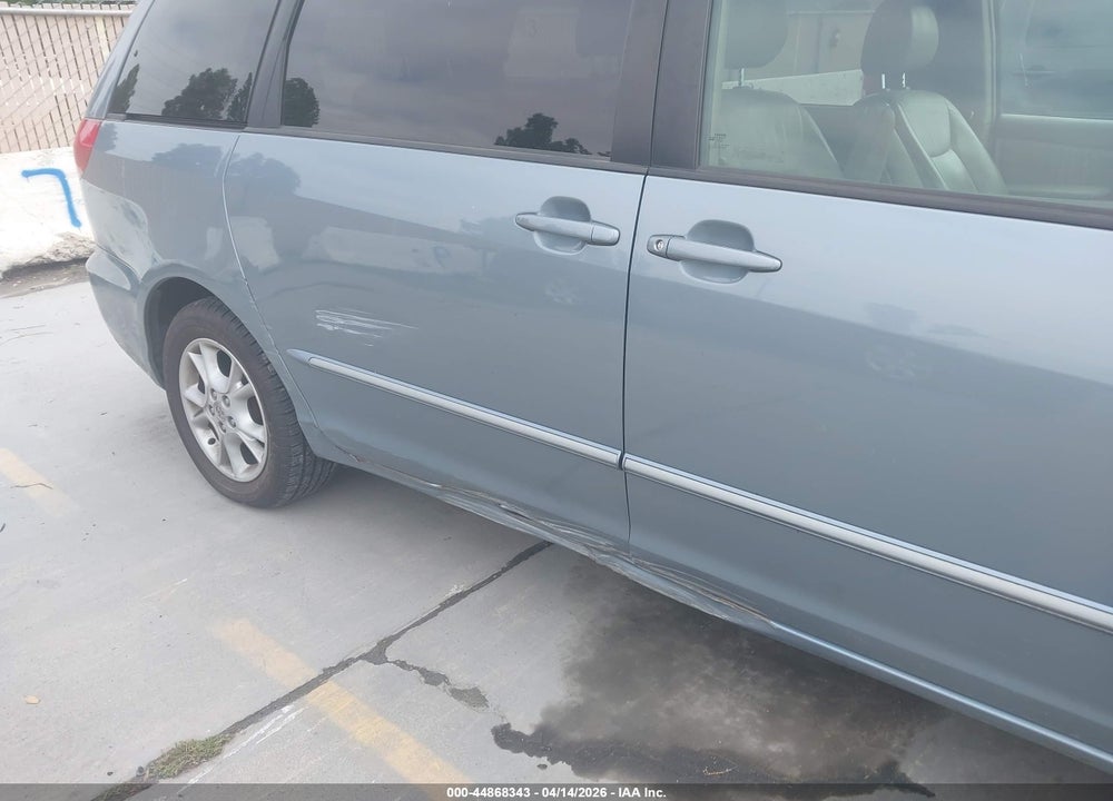 2004 TOYOTA SIENNA XLE LIMITED VIN: 5TDZA22C64S102607