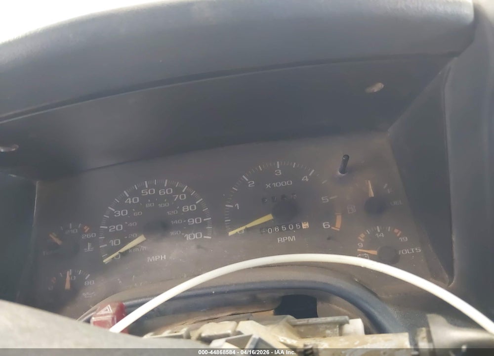 1997 CHEVROLET T10 LS FLEETSIDE VIN: 1GCCT19W5VK121345