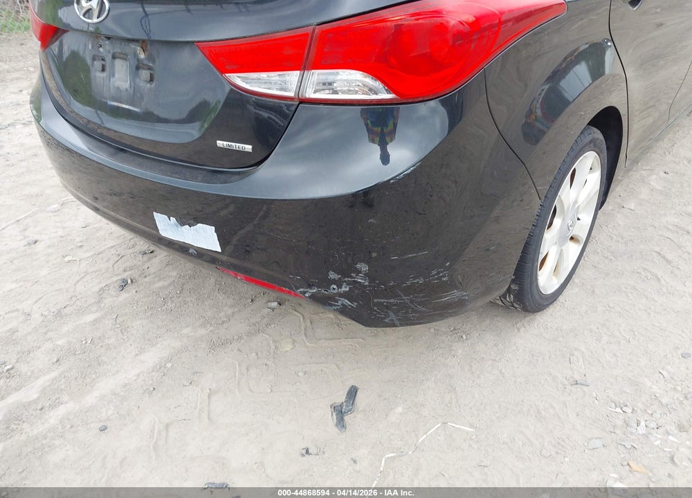 2011 HYUNDAI ELANTRA LIMITED VIN: 5NPDH4AE6BH053884