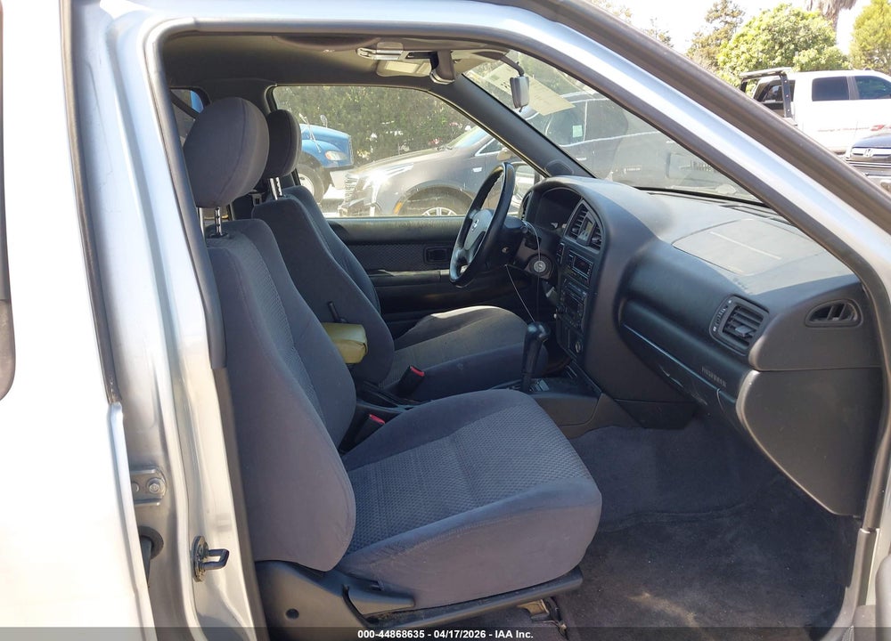 2002 NISSAN PATHFINDER SE VIN: JN8DR09X12W664593