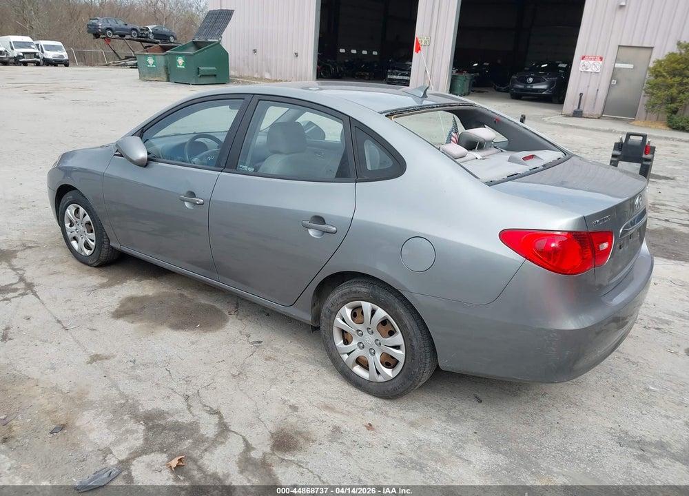 2010 HYUNDAI ELANTRA GLS VIN: KMHDU4AD7AU132323