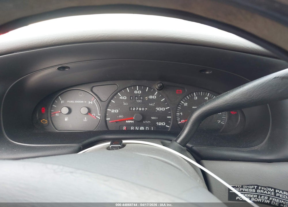 2000 FORD TAURUS SE VIN: 1FAFP5328YG169837