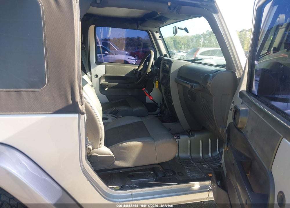 2009 JEEP WRANGLER / VIN: 1J4FA24189L755392