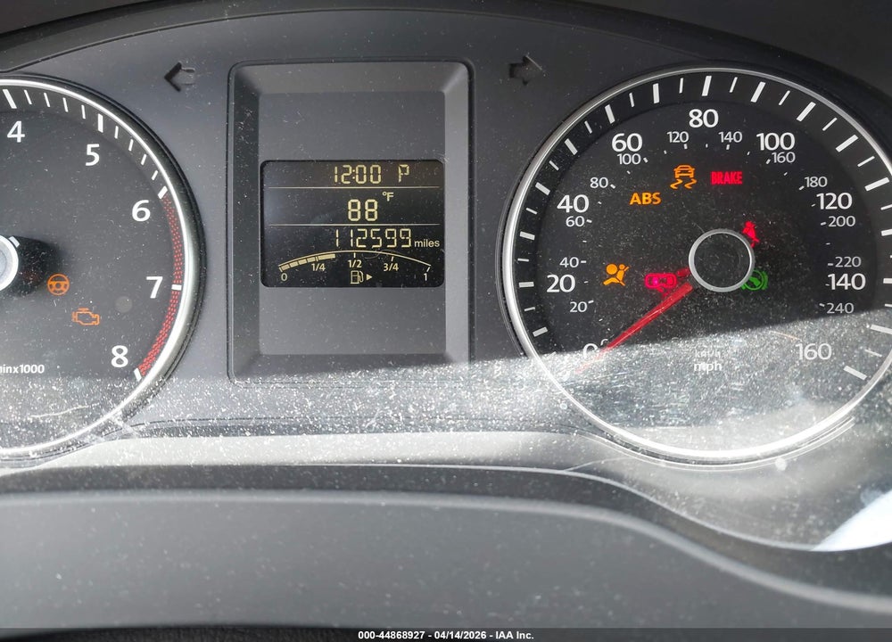 2014 VOLKSWAGEN JETTA 1.8T SE VIN: 3VWD17AJ8EM438247