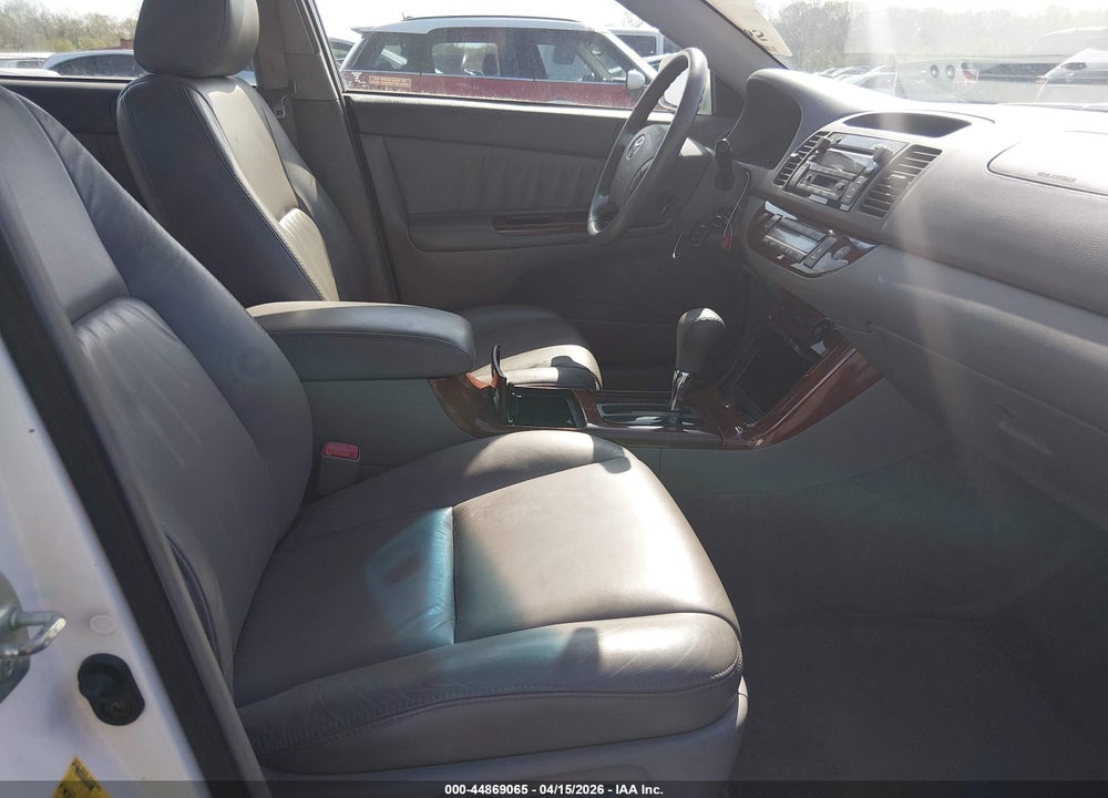 2006 TOYOTA CAMRY XLE V6 VIN: 4T1BF30K16U630570
