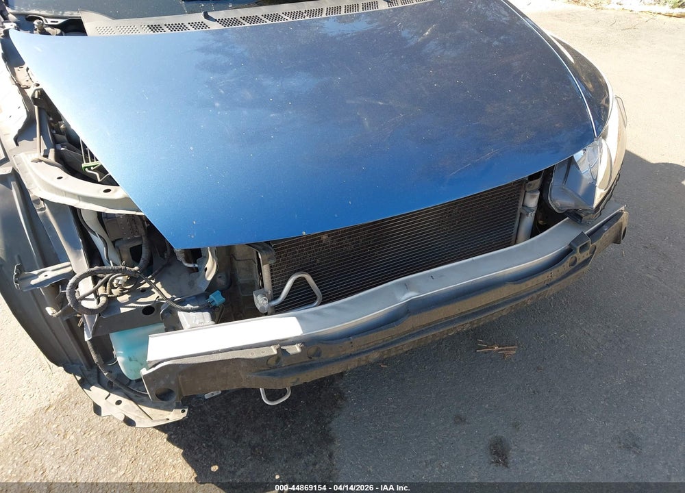 2011 HONDA CIVIC LX VIN: 2HGFA1F51BH533569