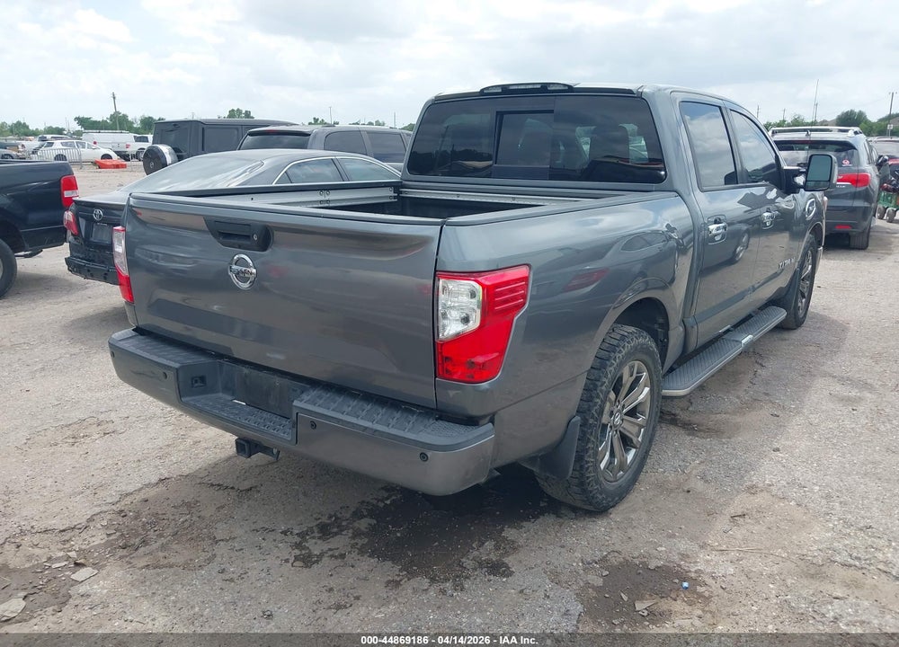 2017 NISSAN TITAN SV VIN: 1N6AA1E60HN536656