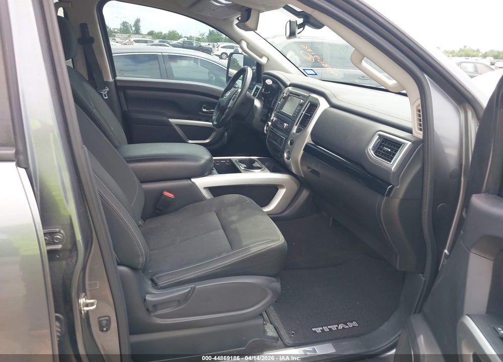 2017 NISSAN TITAN SV VIN: 1N6AA1E60HN536656