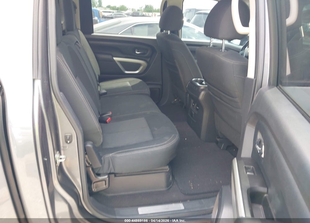 2017 NISSAN TITAN SV VIN: 1N6AA1E60HN536656
