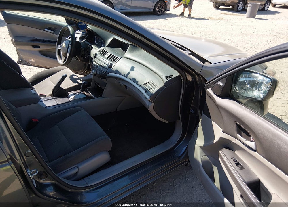 2008 HONDA ACCORD VIN: 1HGCP26758A071145