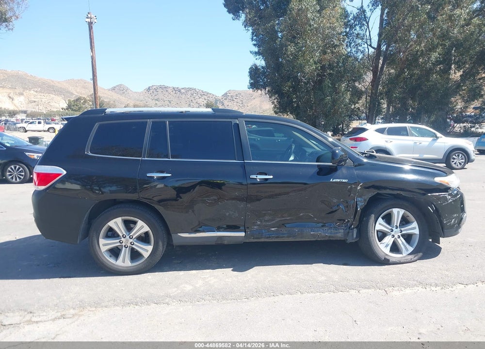 2013 TOYOTA HIGHLANDER LIMITED V6 VIN: 5TDYK3EH8DS117471