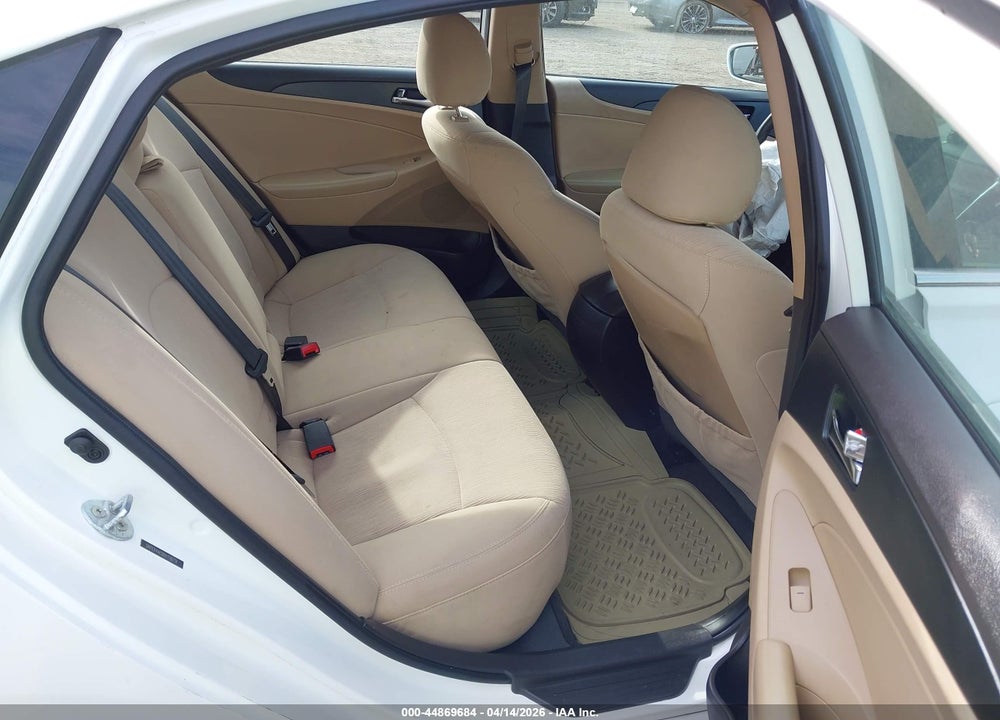 2013 HYUNDAI SONATA GLS VIN: 5NPEB4AC0DH716731