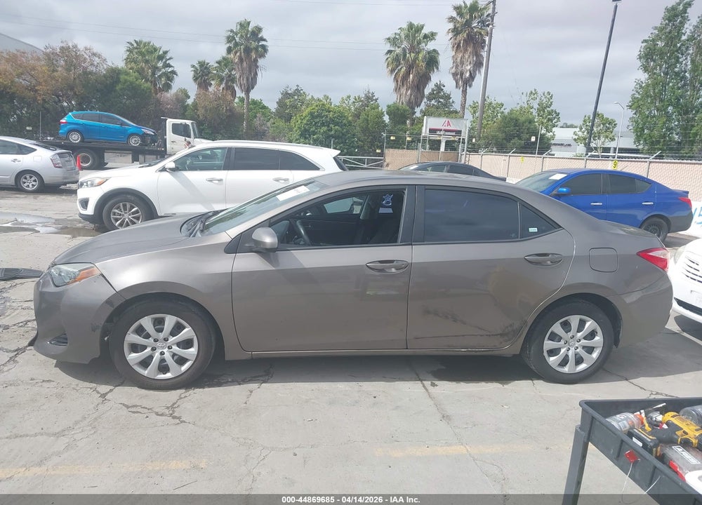 2017 TOYOTA COROLLA LE VIN: 5YFBURHE7HP672477