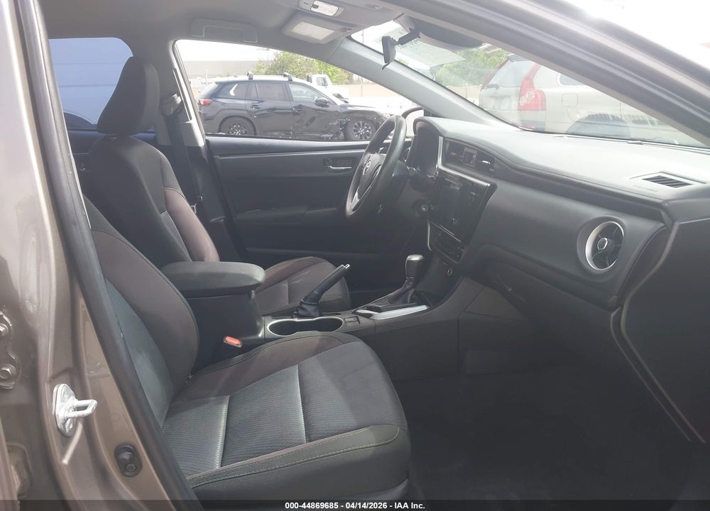 2017 TOYOTA COROLLA LE VIN: 5YFBURHE7HP672477