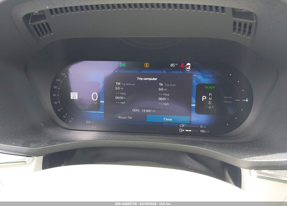 2025 VOLVO XC60 PLUG-IN HYBRID PLUS, T8 AWD ELECTRIC/GASOLINE, DARK VIN: YV4H60RC5S1068061