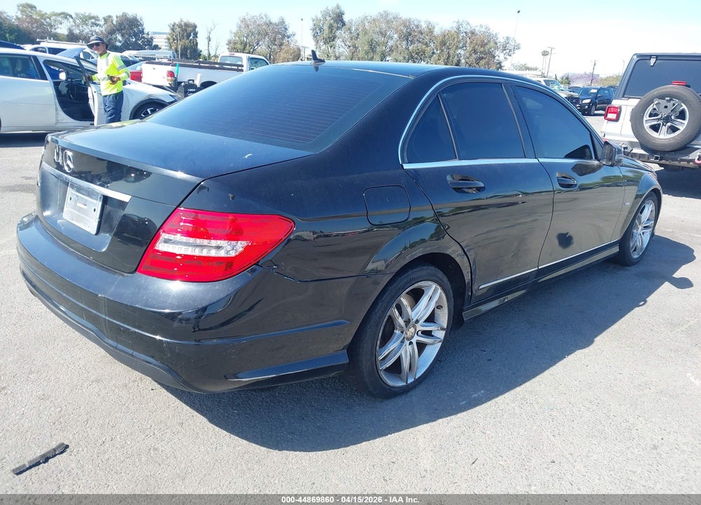 2012 MERCEDES-BENZ C 250 SPORT VIN: WDDGF4HB1CR227679