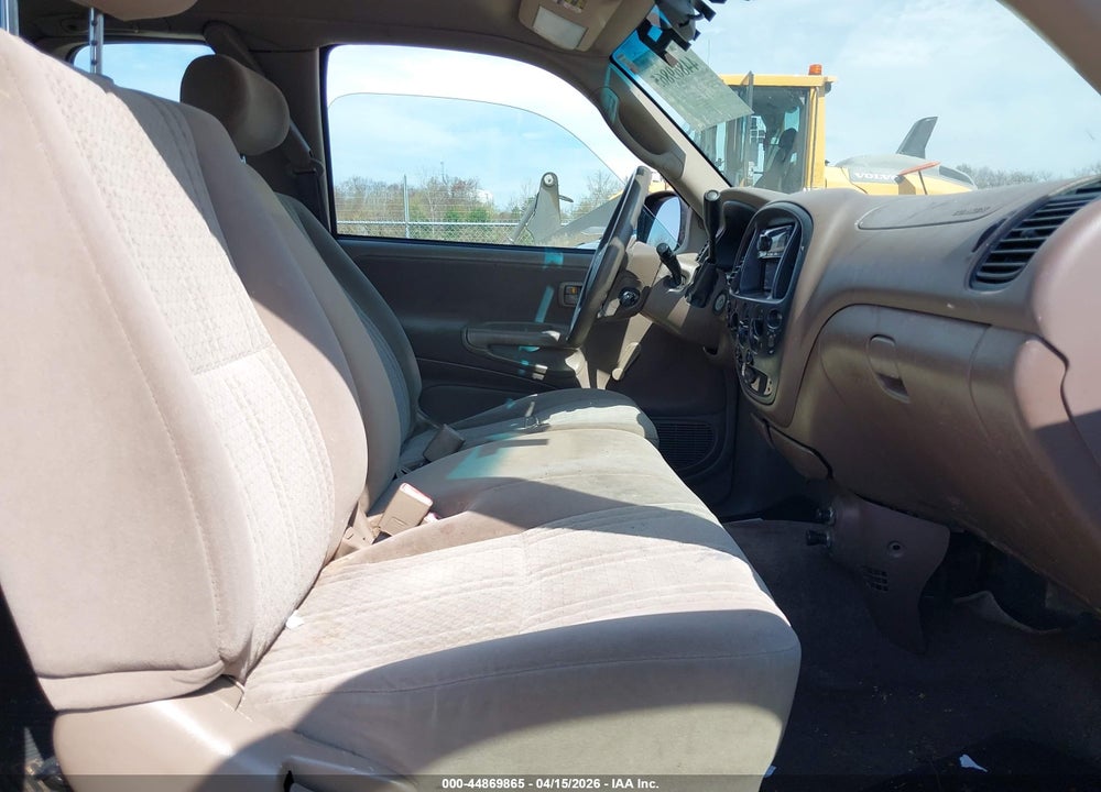2003 TOYOTA TUNDRA SR5 V8 VIN: 5TBBT44183S341621