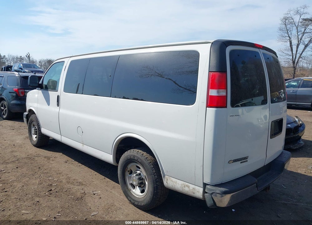 2016 CHEVROLET EXPRESS 2500 LT VIN: 1GAWGFFG0G1180008