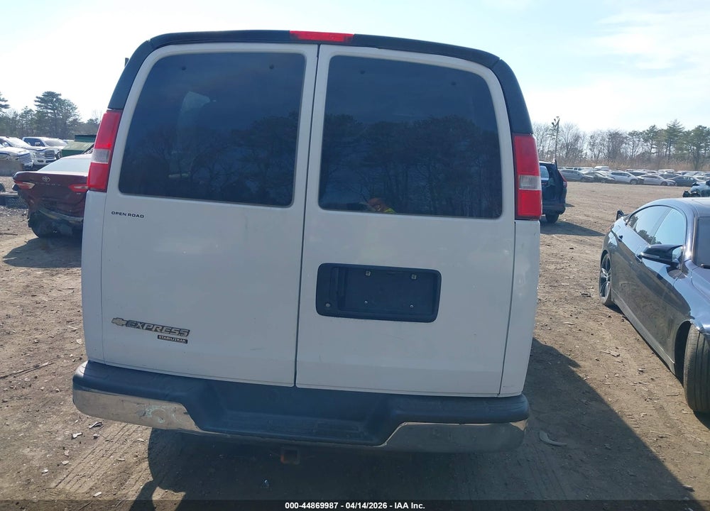 2016 CHEVROLET EXPRESS 2500 LT VIN: 1GAWGFFG0G1180008