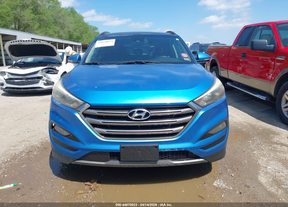 2016 HYUNDAI TUCSON LIMITED VIN: KM8J33A27GU078514