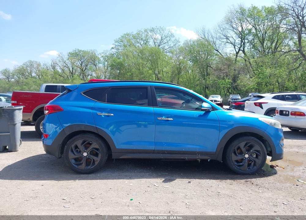 2016 HYUNDAI TUCSON LIMITED VIN: KM8J33A27GU078514
