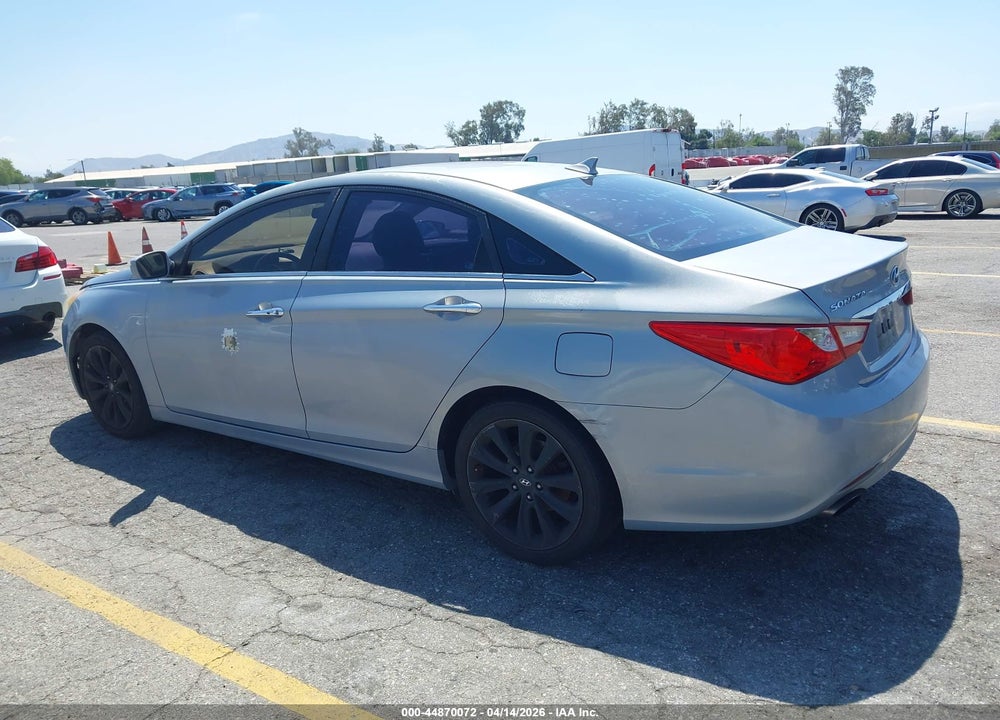 2011 HYUNDAI SONATA SE VIN: 5NPEC4AC7BH138430