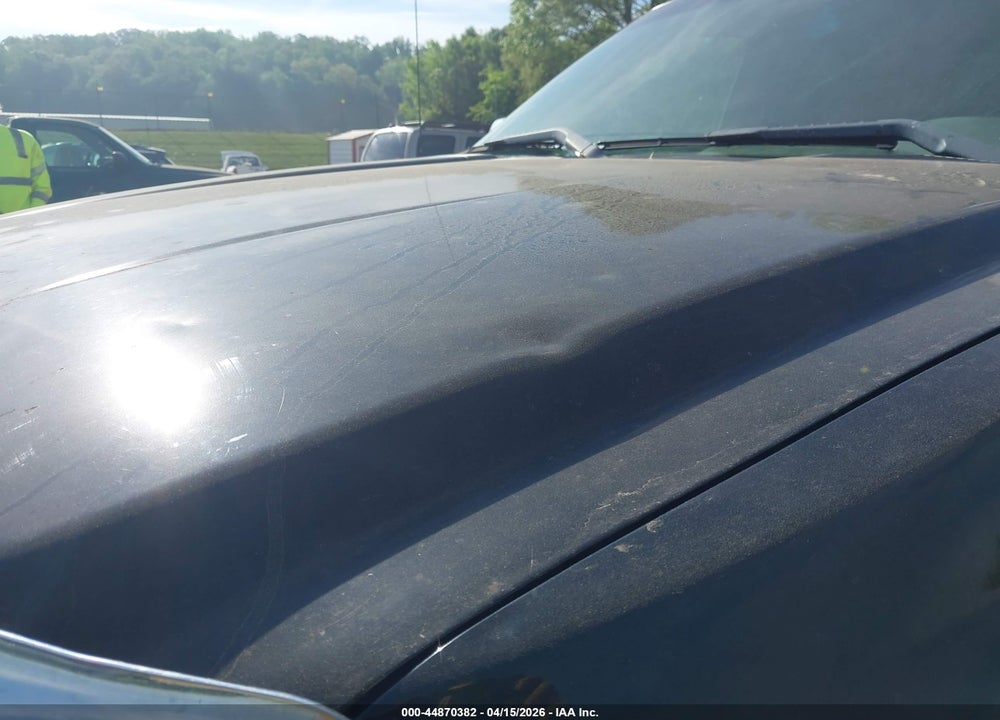 2011 CHEVROLET SILVERADO 1500 LT VIN: 1GCRKSE38BZ328023