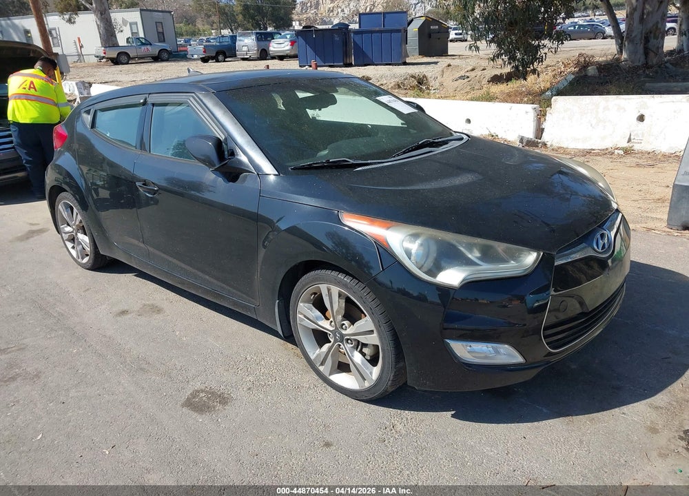 2016 HYUNDAI VELOSTER VIN: KMHTC6AD5GU251880