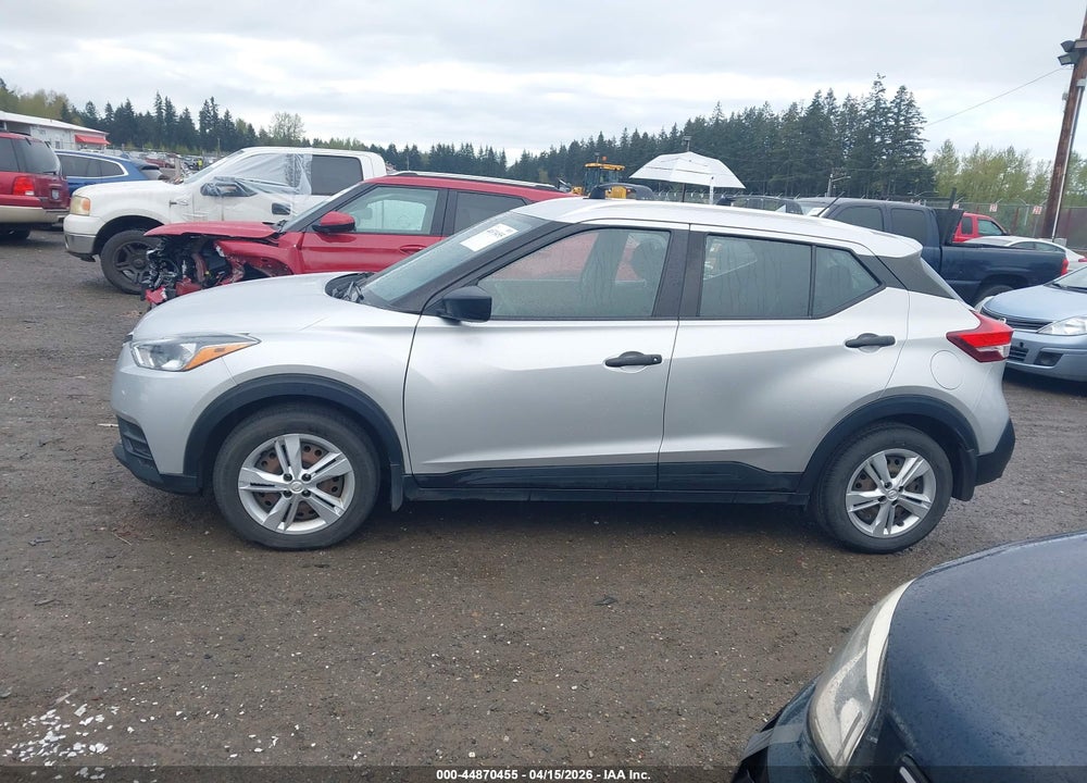 2019 NISSAN KICKS S VIN: 3N1CP5CU6KL517042