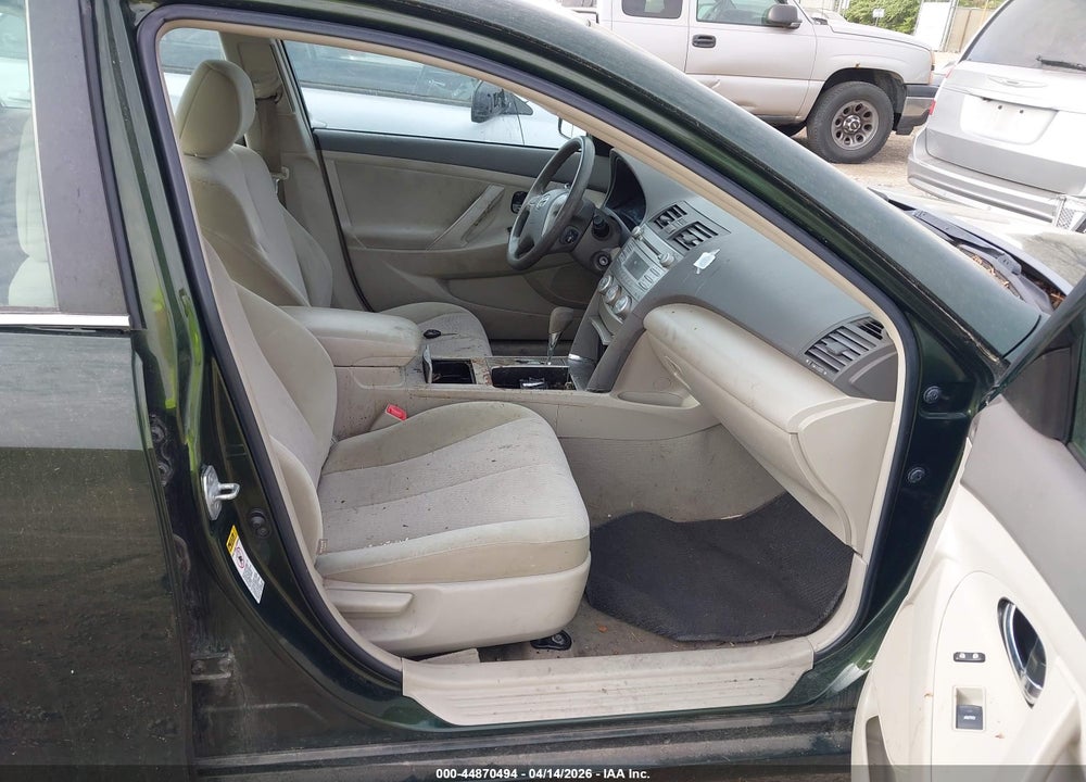 2011 TOYOTA CAMRY LE VIN: 4T1BF3EKXBU687420