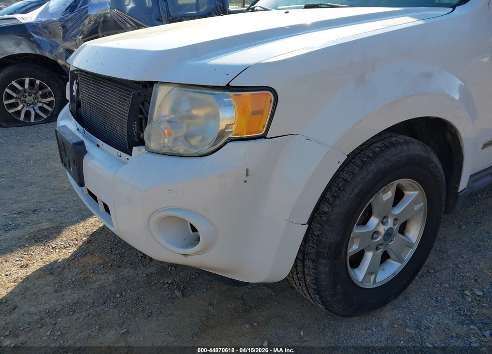 2008 FORD ESCAPE XLT VIN: 1FMCU93118KA50444