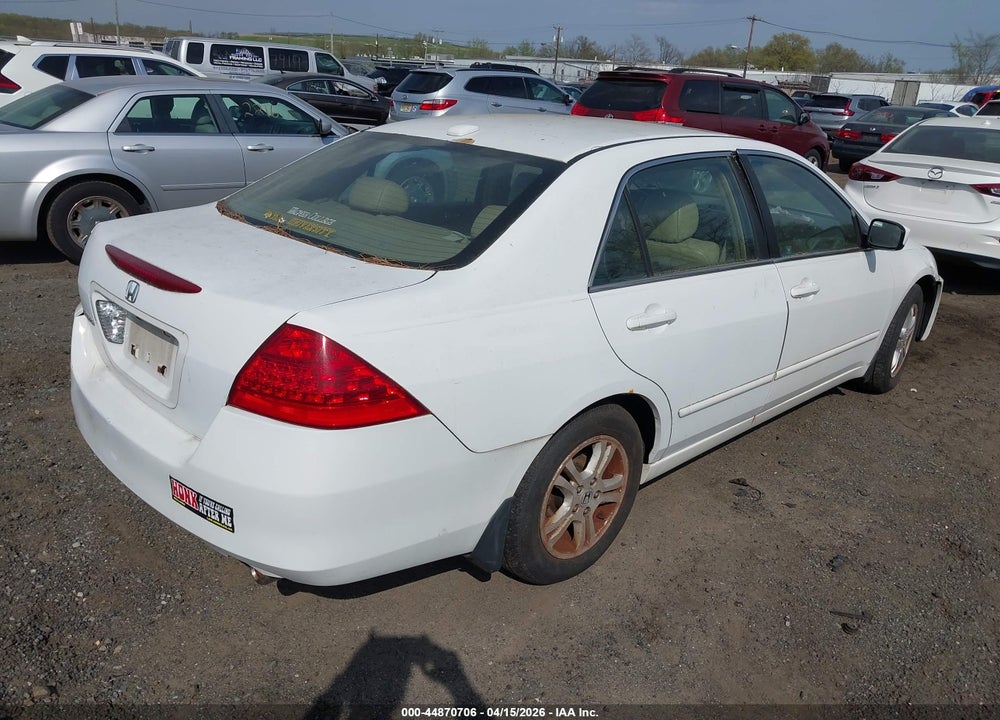 2007 HONDA ACCORD 2.4 EX VIN: 1HGCM56707A121457