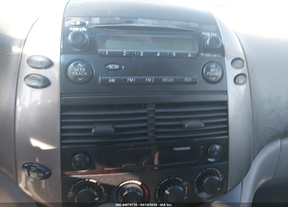 2006 TOYOTA SIENNA CE VIN: 5TDZA23C06S489625
