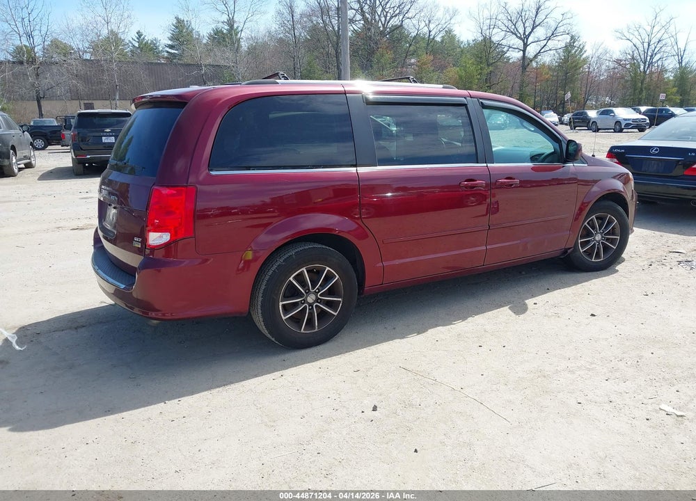 2017 DODGE GRAND CARAVAN SXT VIN: 2C4RDGCG3HR724330