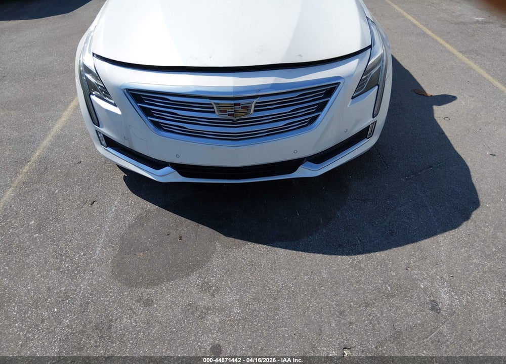 2017 CADILLAC CT6 PLATINUM VIN: 1G6KN5R68HU172993